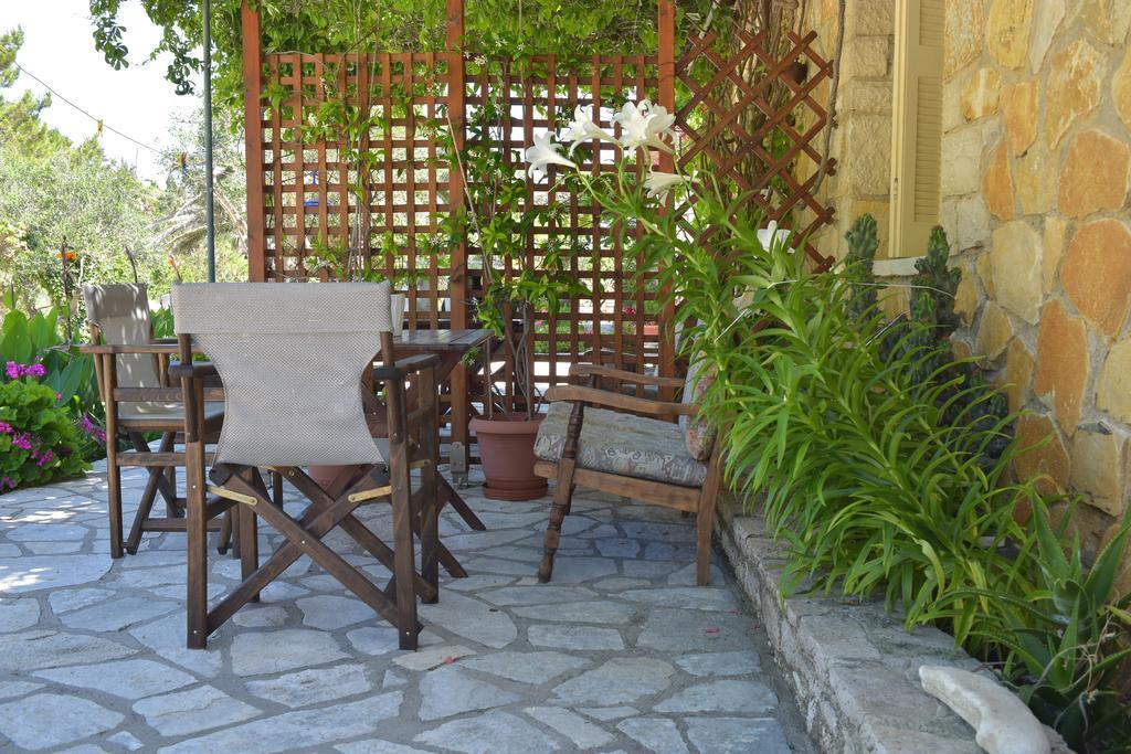 Paxos Santa Marina Villas Gaios Esterno foto