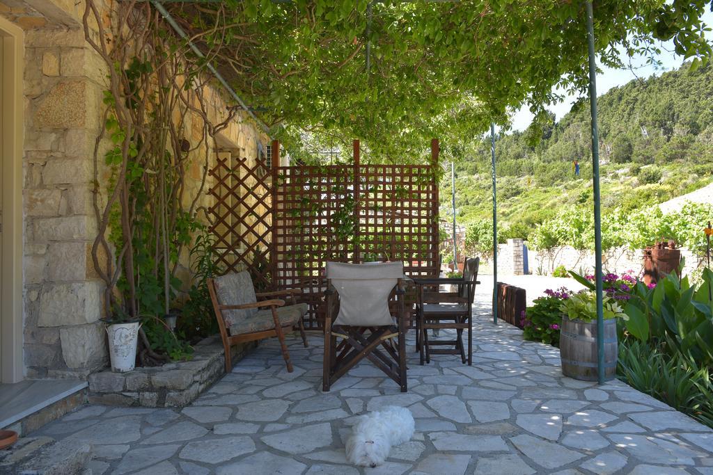 Paxos Santa Marina Villas Gaios Esterno foto