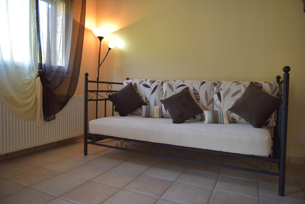 Paxos Santa Marina Villas Gaios Esterno foto