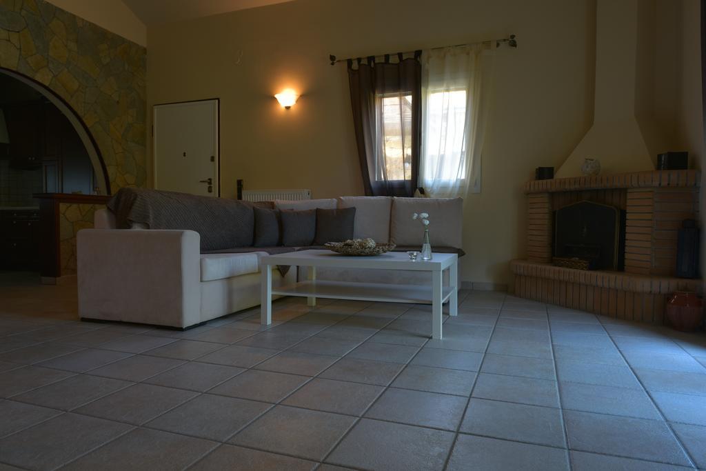 Paxos Santa Marina Villas Gaios Esterno foto
